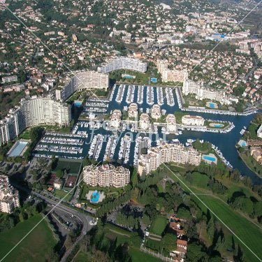 Marina Yacht berths and Moorings for  rent in Port Cannes Marina Mandelieu